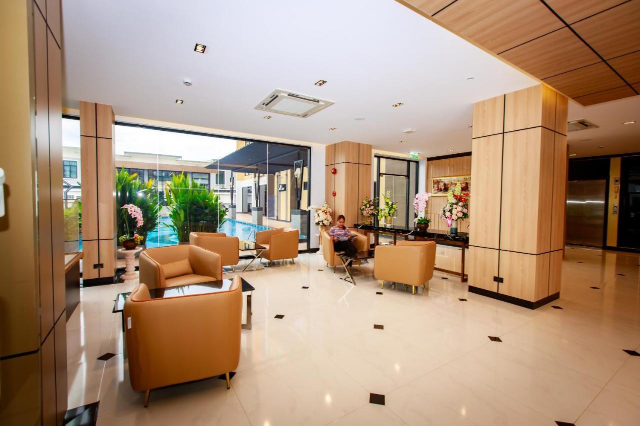 Siri Hotel Lumphun Ban Pa Daet Εξωτερικό φωτογραφία
