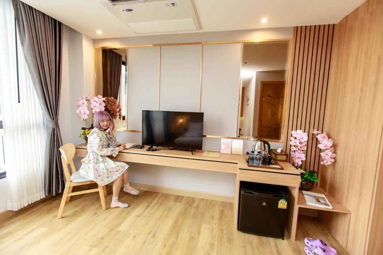Siri Hotel Lumphun Ban Pa Daet Εξωτερικό φωτογραφία